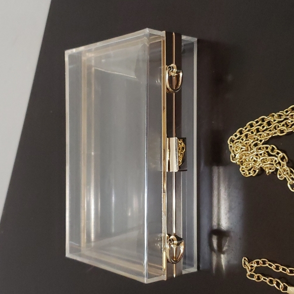 Acrylic Clear Purse - Picture 2 of 10